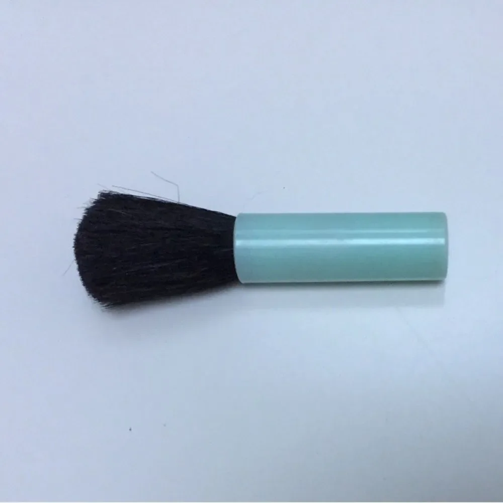 New Makeup Brush